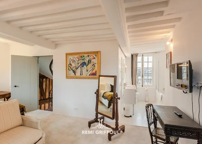 La Demeure Du Clocher 4 Ac On The Port & Place Sainte-catherine 8 G Онфлёр